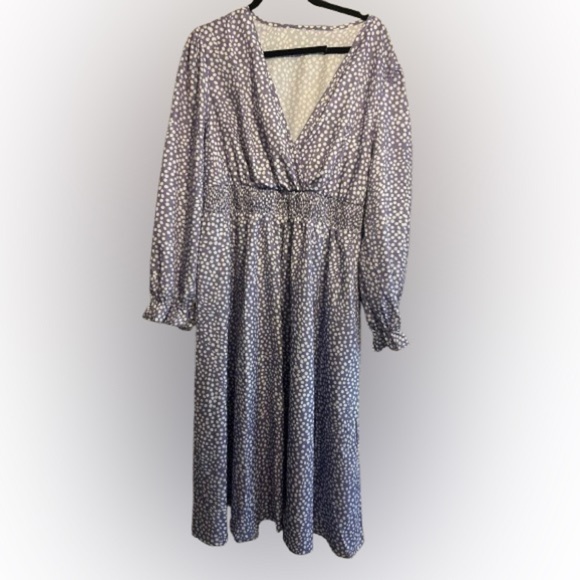 Dresses & Skirts - Lavender dress, long sleeve, ruched waist